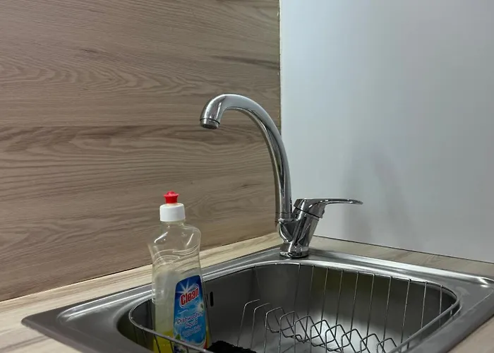 Colorful , Centre * تيرانا